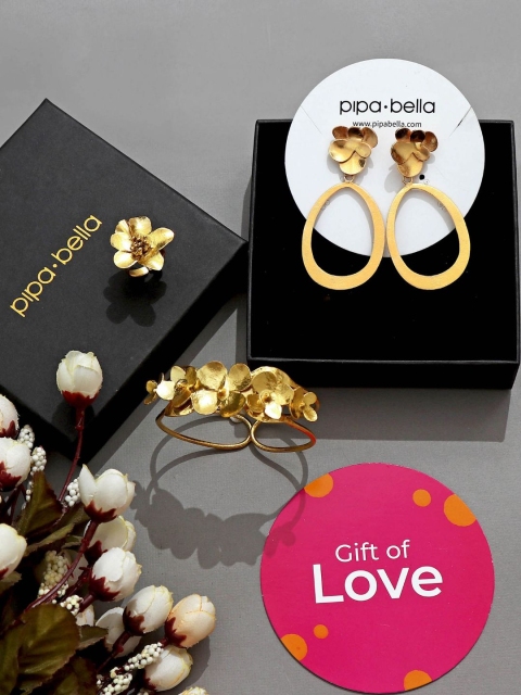 

Pipa Bella Women Gold-Plated Bracelet and Earring with Ring