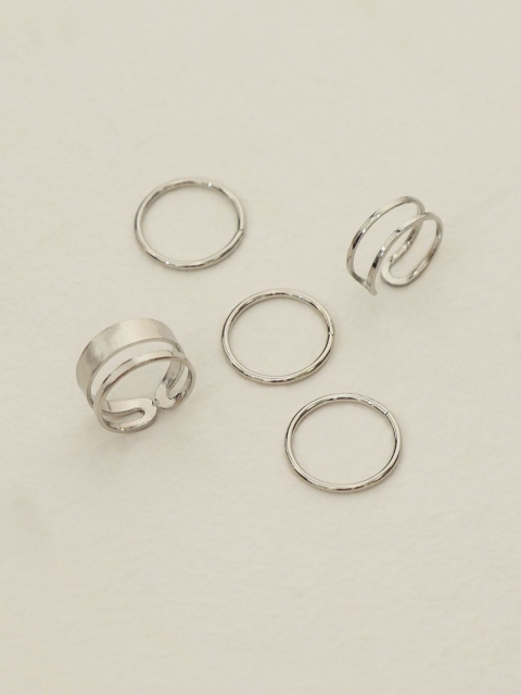 

Pipa Bella Women Silver-Plated Set Of 5 Rings