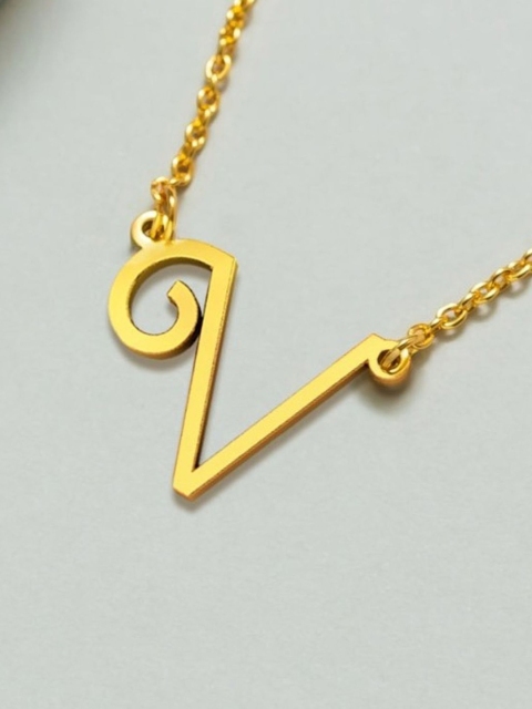 

Pipa Bella Gold-Toned Brass Gold-Plated 'V' Initial Chain