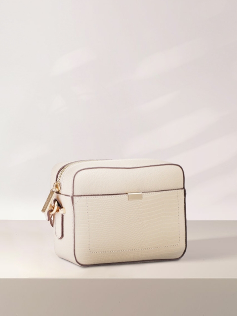 

Accessorize Cream-Coloured Snakeskin Textured Sling Bag with Non-Detachable Strap