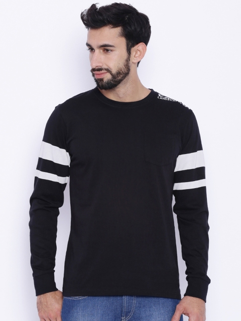 

Difference of Opinion Men Black Printed Round Neck T-shirt