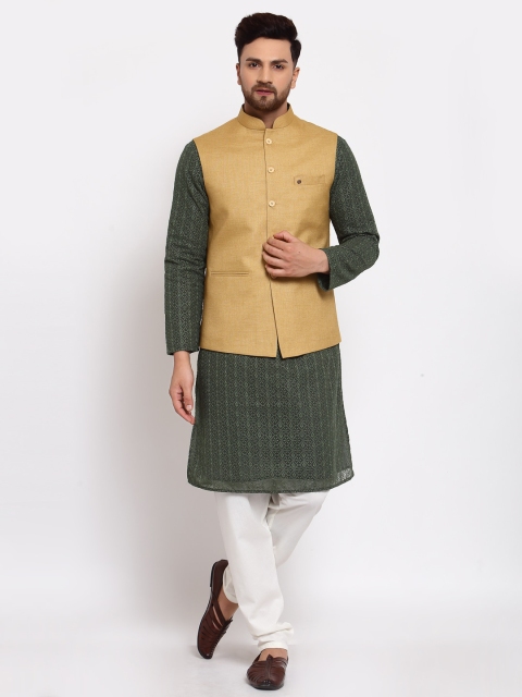 

MOHANLAL SONS Men Green & White Layered Silk Georgette Kurta with Pyjamas & Nehru Jacket