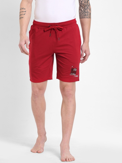 

Sweet Dreams Men Red Solid Mid-Rise Regular Shorts