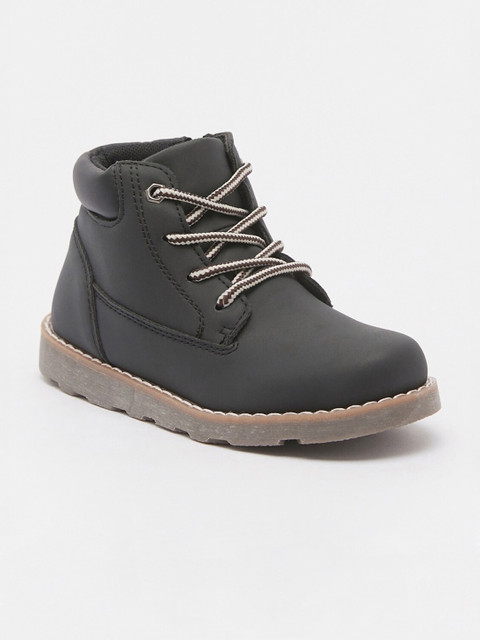 

shoexpress Boys Black PU Flat Boots