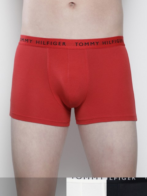 

Tommy Hilfiger Men Pack of Three Solid Trunks, Red