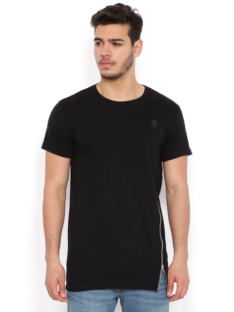 

SHELTR Men Black Printed T-Shirt