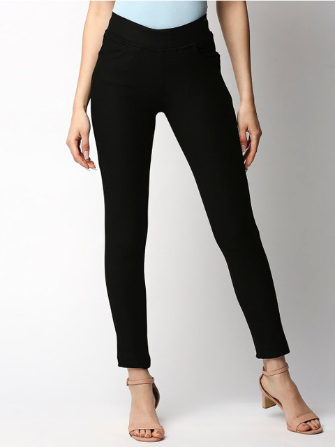 

fungus Women Black Solid Slim-Fit Denim Jeggings