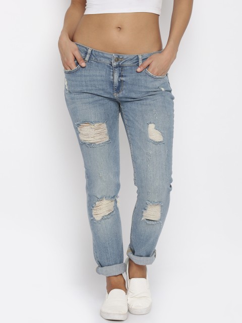 

Vero Moda Women Blue Low Rise Highly Distressed Jeans