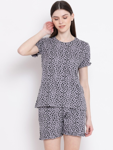 

Kanvin Women Grey & Black Printed Night suit