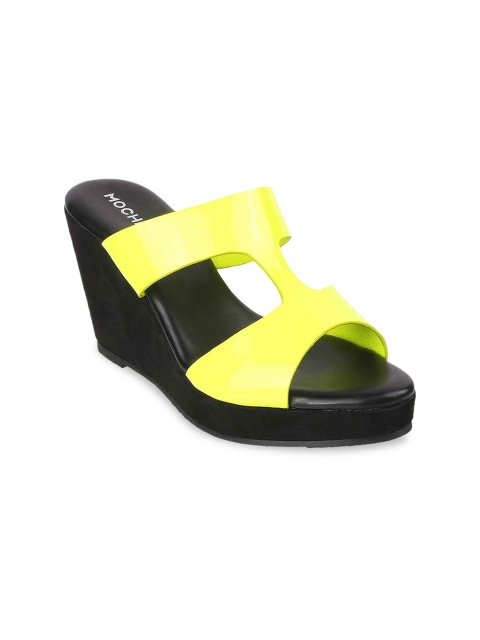 

Mochi Green Colourblocked Wedge Peep Toes