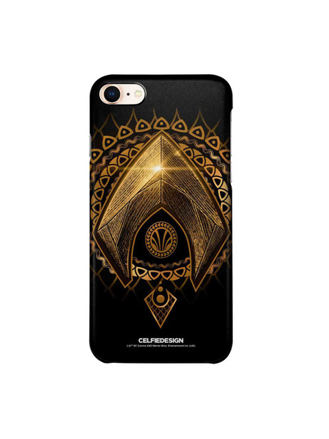 

CelfieDesign Black & God-Toned Printed Aquaman Logo iPhone 8 Slim Back Case