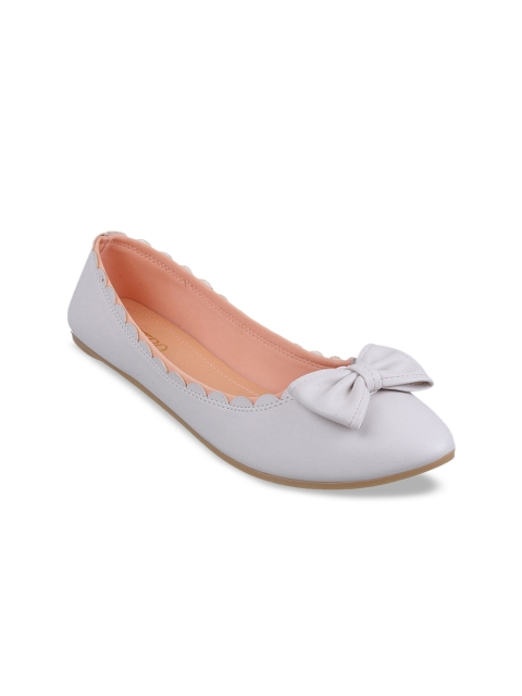 

Metro Women Grey Ballerinas with Bows Flats