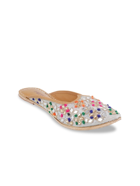 

Metro Women Grey Printed Ballerinas Flats