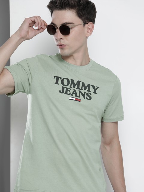 

Tommy Hilfiger Men Grey Brand Logo Printed Organic Cotton T-shirt