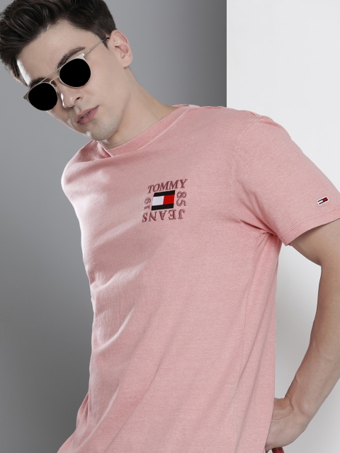 

Tommy Hilfiger Men Rose Embroidery Detail Organic Cotton T-shirt