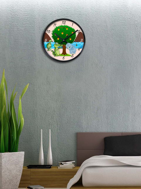 

RANDOM Multicoloured Dial Happy Friends 27.94 cm Analogue Wall Clock, Multi