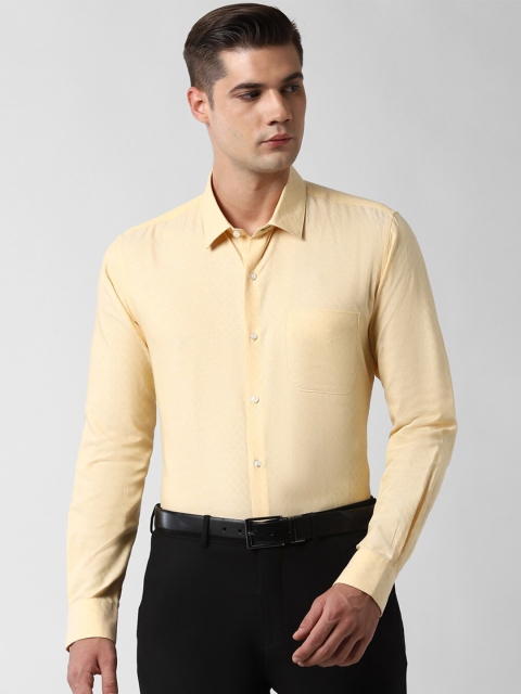 

Peter England Men Yellow Slim Fit Formal Shirt