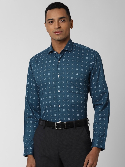 

Peter England Men Blue Printed Formal Shirt