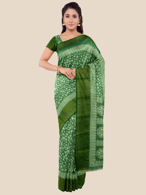 

Kalamandir Green & White Silk Blend Saree