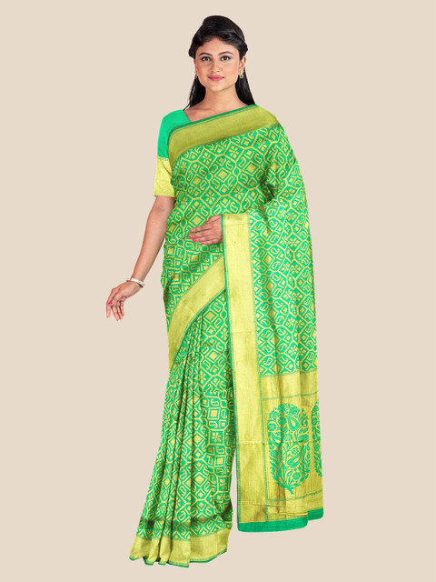 

Kalamandir Green & Gold-Toned Paisley Silk Blend Banarasi Saree