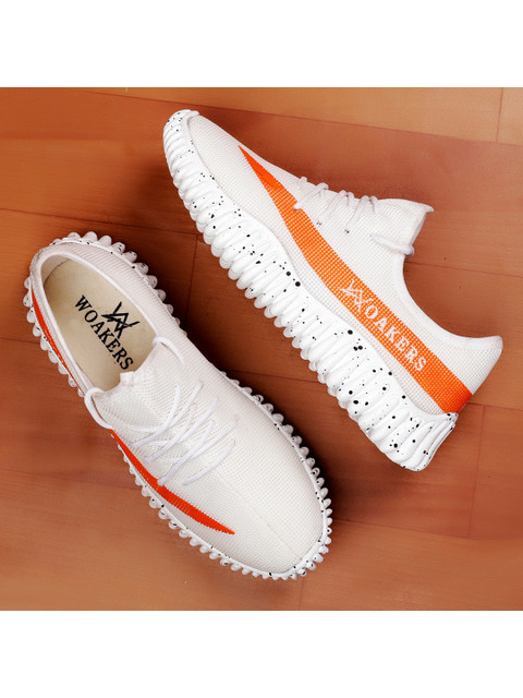 

Woakers Men White & Orange Colourblocked Sneakers