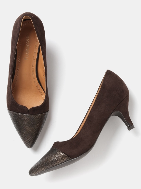 

DressBerry Women Brown Snakeskin-Textured Pumps