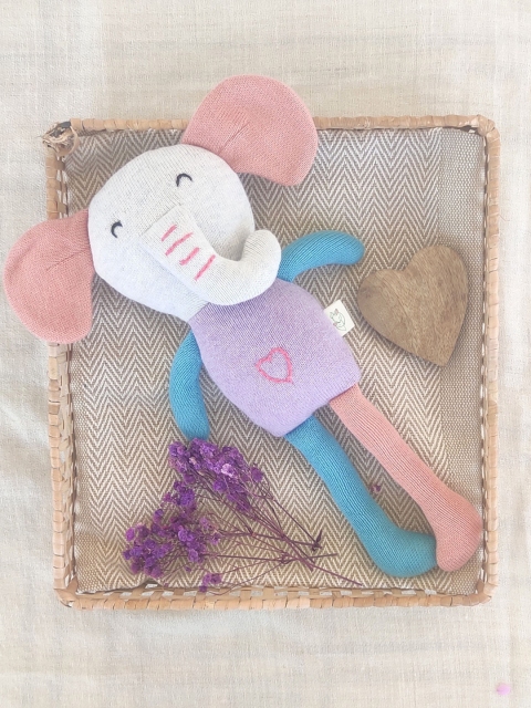 

Greendeer Kids Blue & White Organic Eve Soft Toy