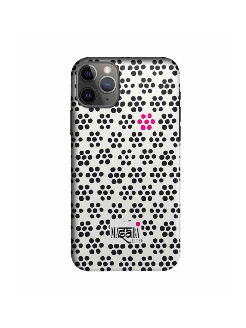 

CelfieDesign Black & White Printed Masaba Boondi Print iPhone 11 Pro Slim Back Case