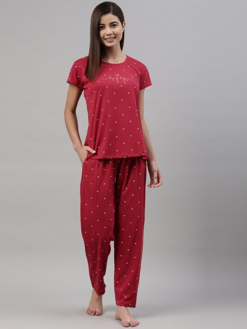 

GOLDSTROMS Women Red & White Printed Night suit