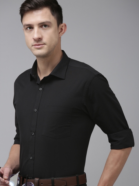 

Park Avenue Men Black Slim Fit Solid Pure Cotton Formal Shirt