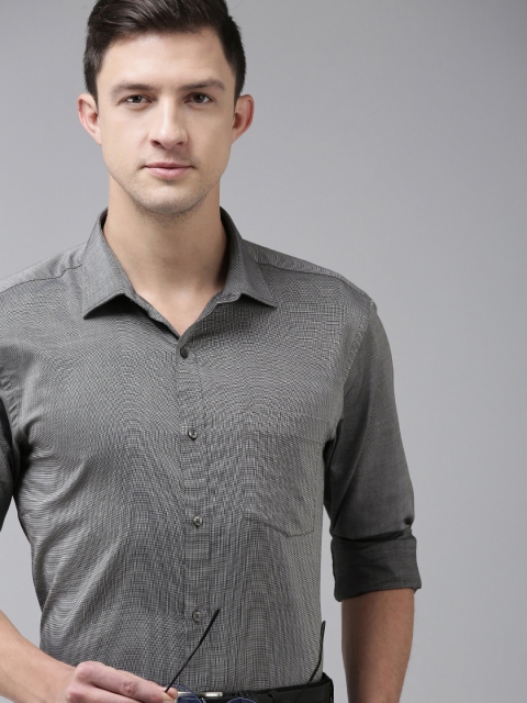 

Park Avenue Men Grey Slim Fit Solid Pure Cotton Formal Shirt