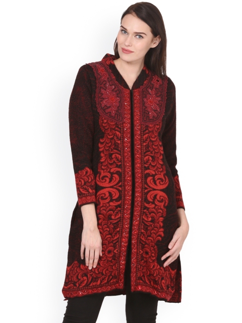 

Saadgi Women Black & Maroon Printed Woollen Straight Kurta