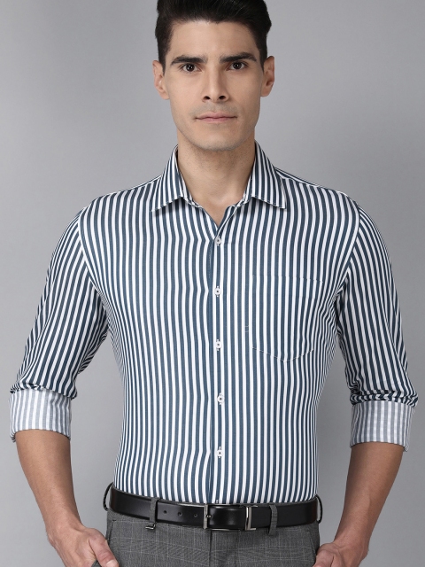 

Van Heusen Men Teal & White Slim Fit Striped Formal Shirt