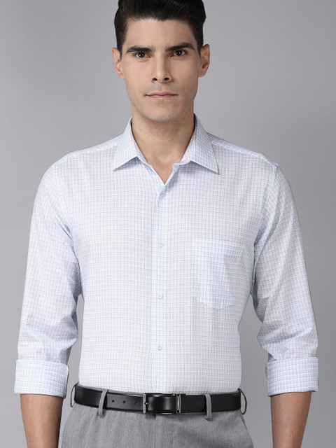 

Van Heusen Men Light Blue Micro Checked Formal Shirt