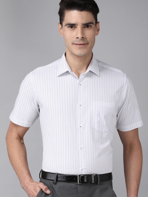 

Van Heusen Men Grey & Black Striped Custom Fit Pure Cotton Formal Shirt