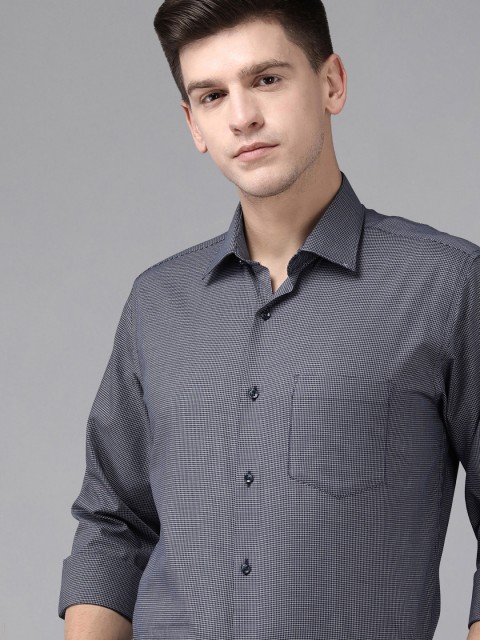 

Van Heusen Men Navy Blue Textured Custom Fit Formal Shirt