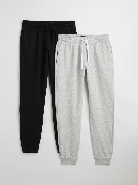 

H&M Men 2 Pack Regular Fit Joggers, Black