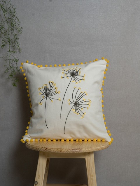 

The Yellow Dwelling Unisex White Floral