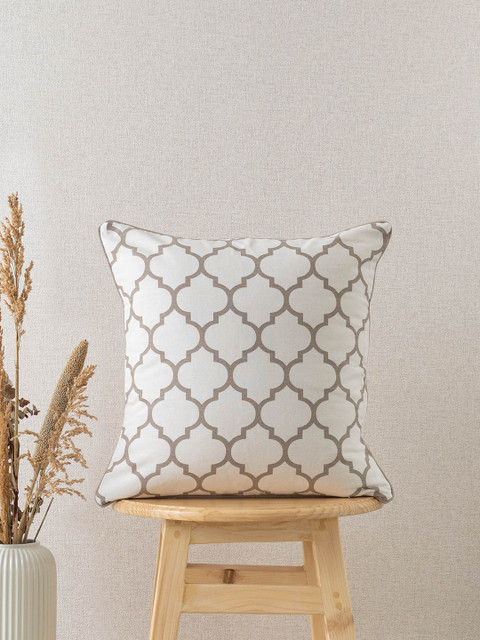 

The Yellow Dwelling Unisex White Geometric
