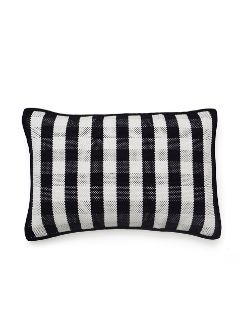 

Diwaah Black & White Checked Pure Cotton Rectangle Cushion Covers