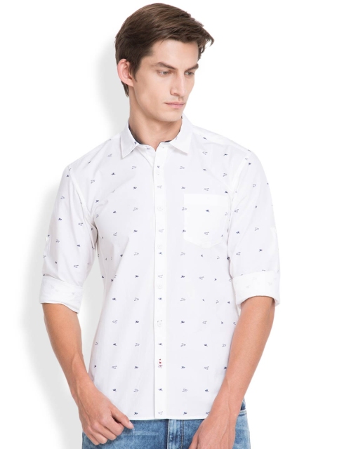 

HIGHLANDER Men White Slim Fit Printed Casual Shirt