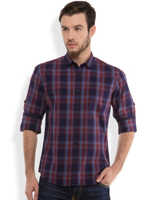 

HIGHLANDER Men Navy Blue Slim Fit Checked Casual Shirt