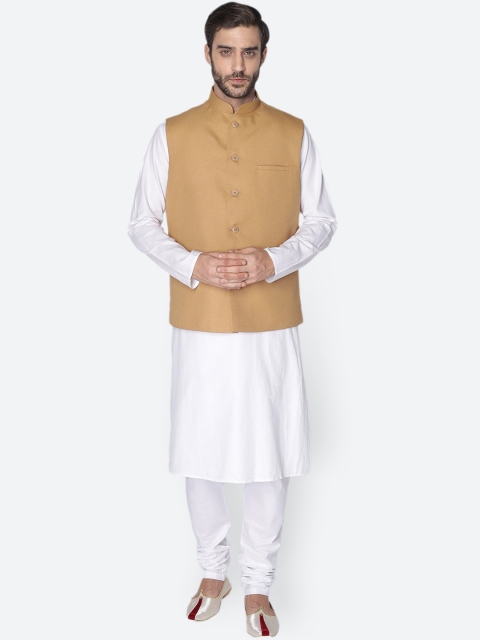 

NAMASKAR Men White & Tan Layered Pure Cotton Kurta with Pyjamas & Nehru Jacket