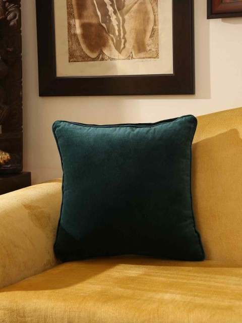 

Amoliconcepts Green Velvet Cotton Square Cushion Cover