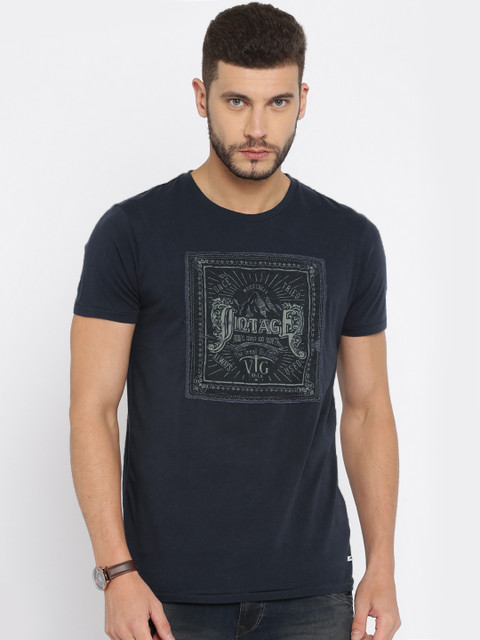 

Jack & Jones Men Navy Round Neck T-shirt with Applique, Navy blue