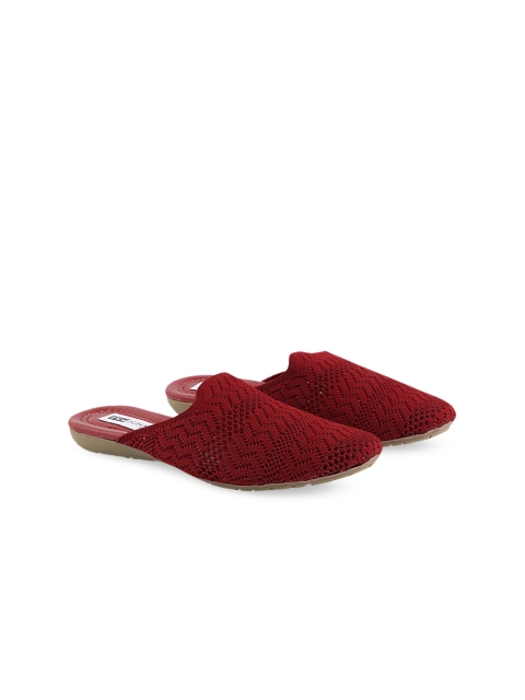 

THE WHITE POLE Women Red Woven Design Mules