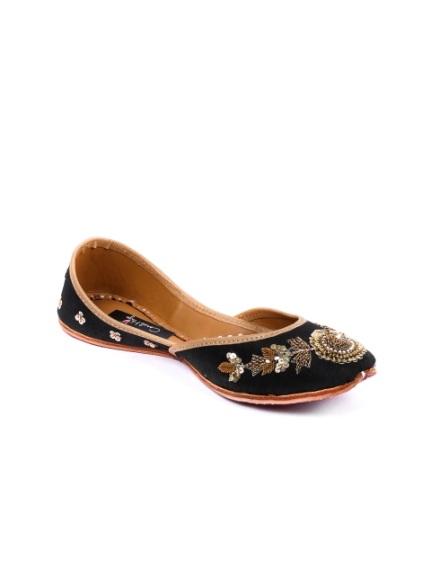 

Coral Haze Women Black Handcrafted Silk Juttis