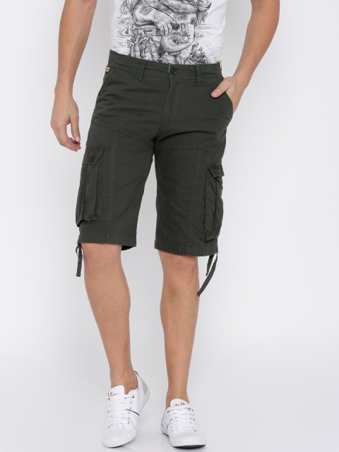 

FIFTY TWO Men Grey Solid Cargo Shorts