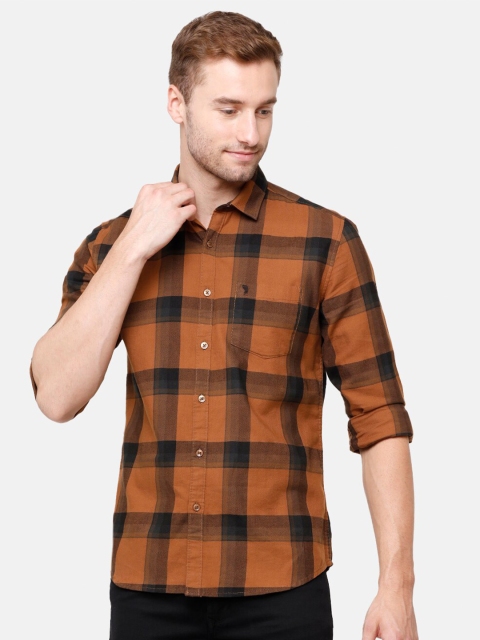 

Swiss Club Men Brown & Black Slim Fit Checked Pure Cotton Casual Shirt