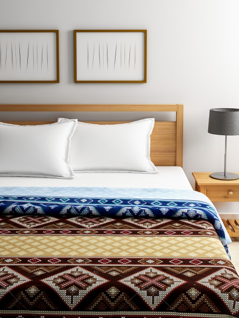 

SPACES Brown & Blue Reversible Printed AC Double Quilt (Comforter)